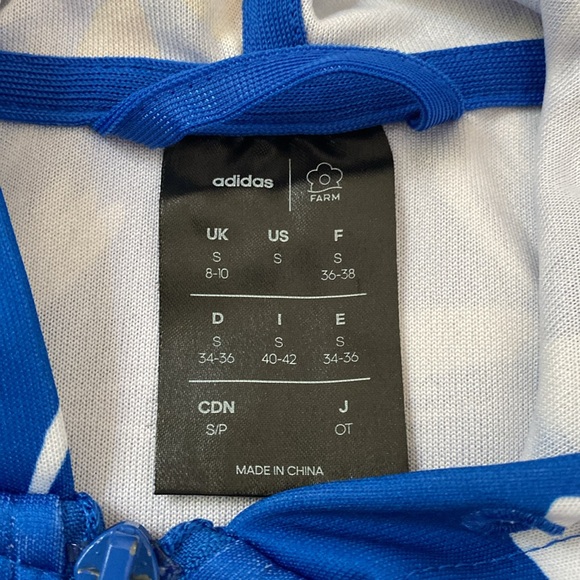 Adidas Sweater - Picture 2 of 4